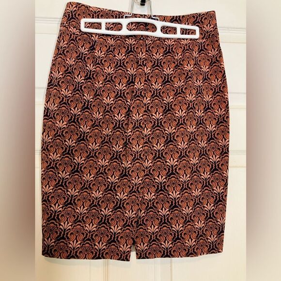 Loft, mini skirt, beautiful pattern, size 0, excellent condition - Picture 3 of 5